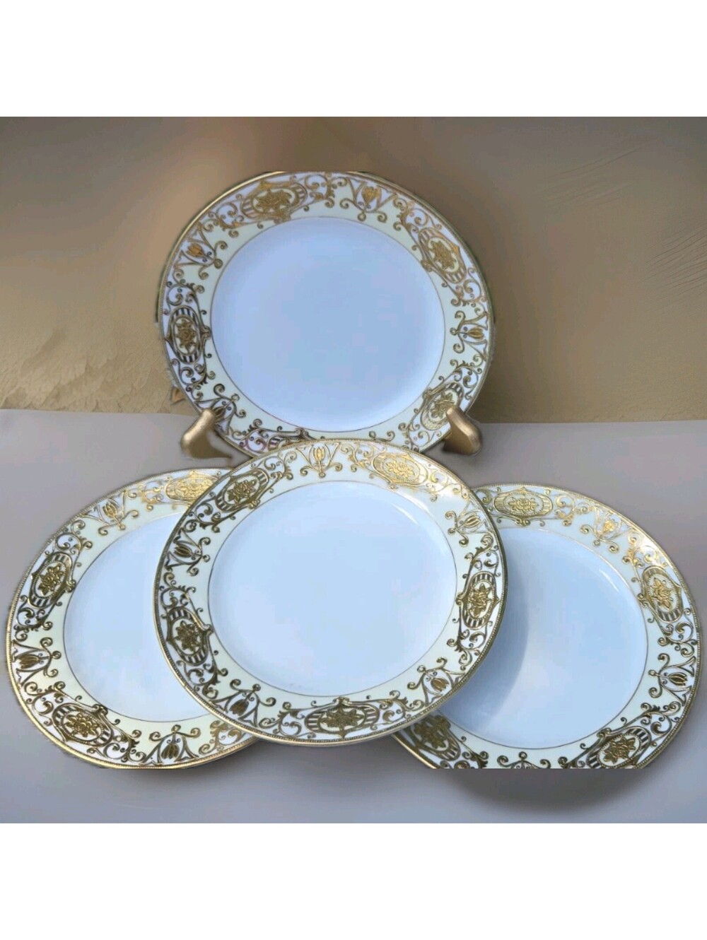 Noritake Christmas Ball No. 16034 Luncheon Plates Set Of 4 Gold Stamp 7.5"